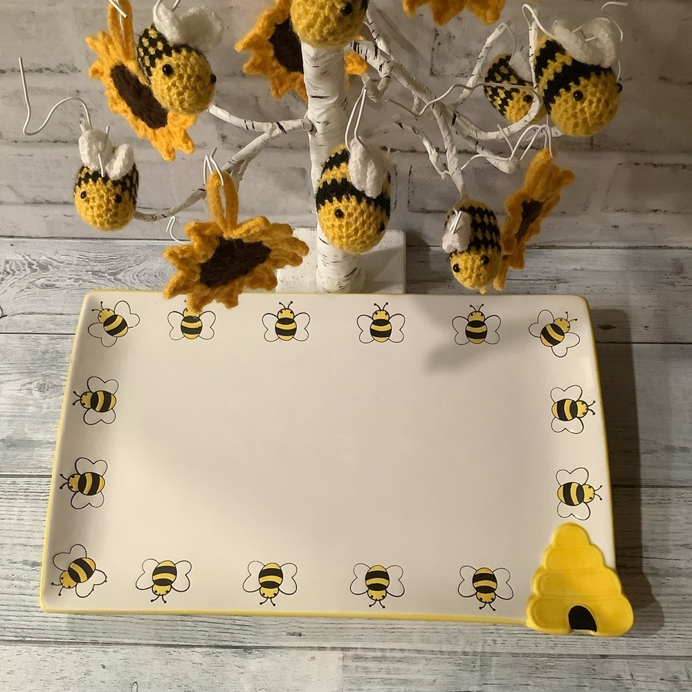 TAG Ceramic Bee Serving Tray